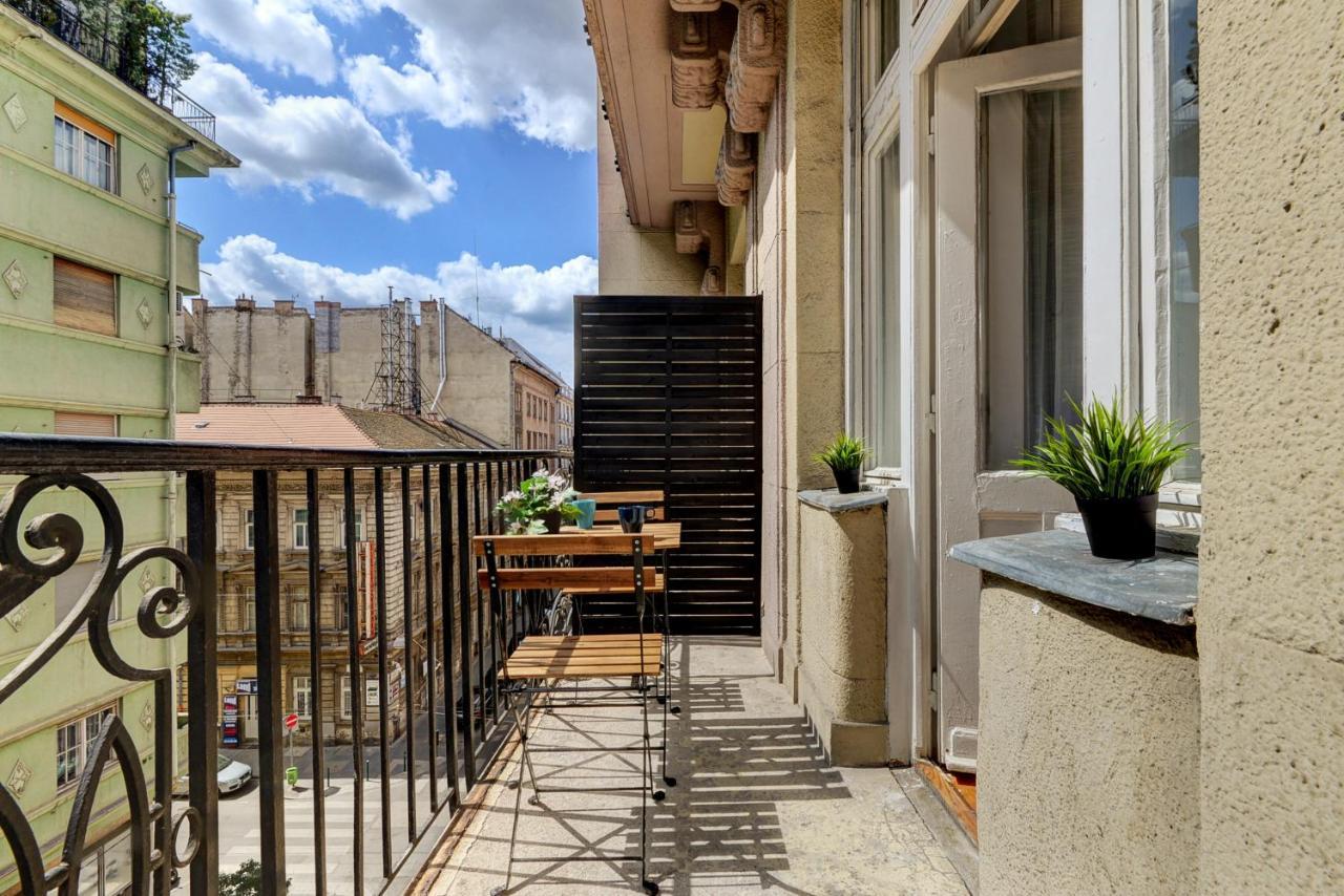 Akacfa 7 Two Bedroom Apartment Budapest